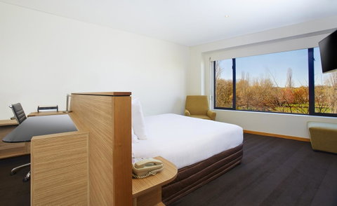 Crowne Plaza Canberra, An IHG Hotel - Geraldton Accommodation 41