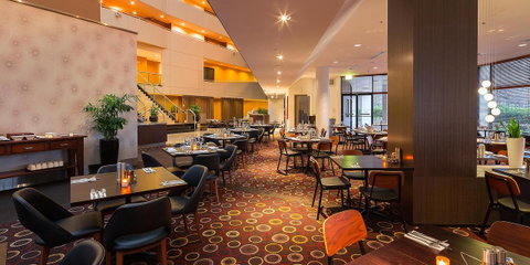 Crowne Plaza Canberra, An IHG Hotel - Geraldton Accommodation 4