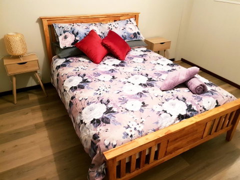 Bonsai B&B Stay - Geraldton Accommodation 0