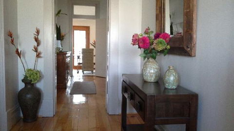 Book Keepers Cottage - Geraldton Accommodation 0