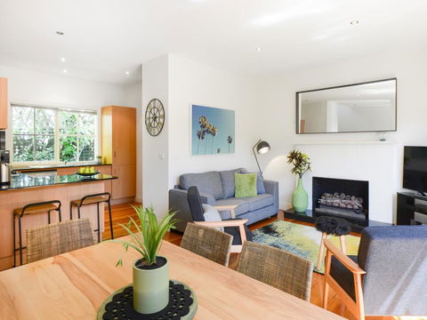 Boutique Stays - Brighton Abode - Geraldton Accommodation 0