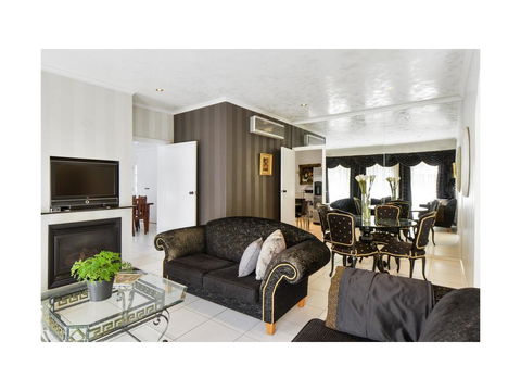 Boutique Stays - Brighton Rose - Geraldton Accommodation 2