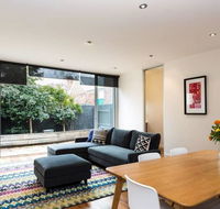 Bradman Modern Style a Walk to MCG Swan St CBD - Geraldton Accommodation