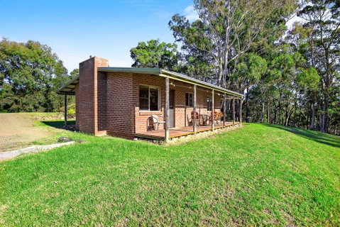 Braeside Cabin One - Pinkwood - Geraldton Accommodation 0