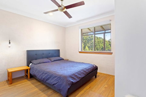 Braeside Cabin Three - Parsonsia - Geraldton Accommodation 1
