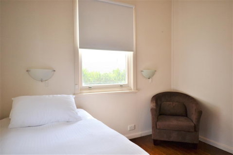 Breakers 3 2 Hill Street - Geraldton Accommodation 3