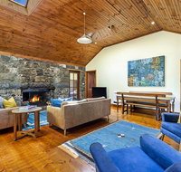 Breakfast Creek Cottage - Central bluestone cottage - Geraldton Accommodation