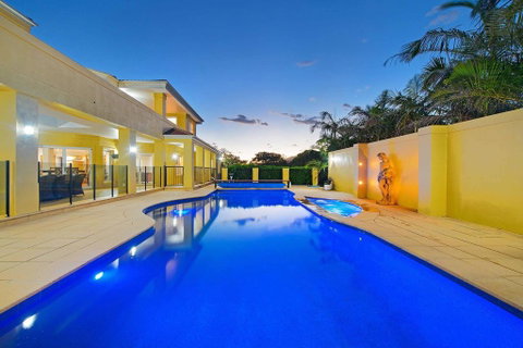 Bridgewings Lighthouse Beach - Geraldton Accommodation 0