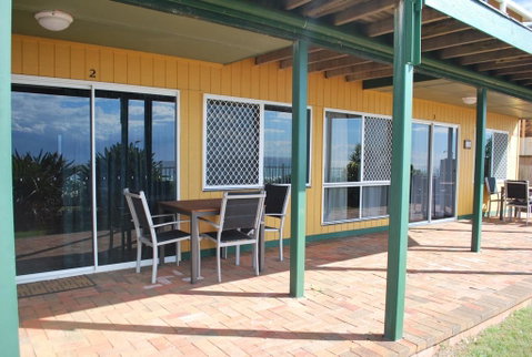BRIGADINE TUGUN, UNIT 2 - Geraldton Accommodation 0