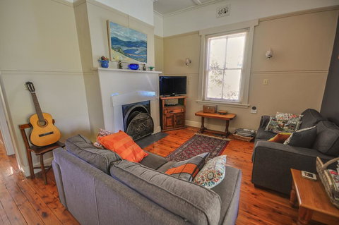 Brigalow Cottage - Geraldton Accommodation 1