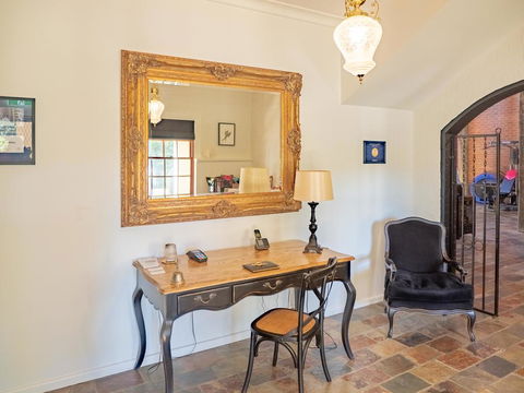 Brigham House - Geraldton Accommodation 3