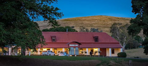 Brigham House - Geraldton Accommodation 2