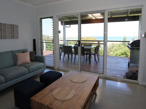 Brilliant Ocean Views - Geraldton Accommodation 0