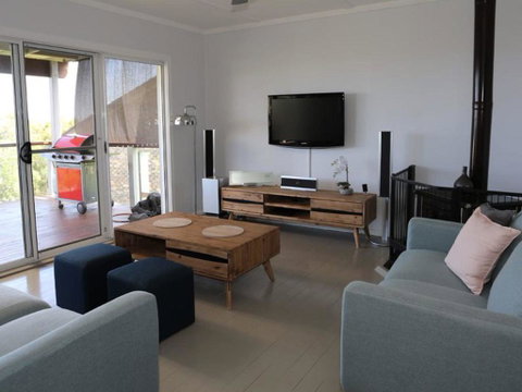 Brilliant Ocean Views - Geraldton Accommodation 2