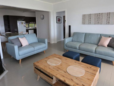 Brilliant Ocean Views - Geraldton Accommodation 1