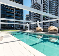 Broadbeach 2 Bedroom FREE WIFI Netflix  Parking - Geraldton Accommodation