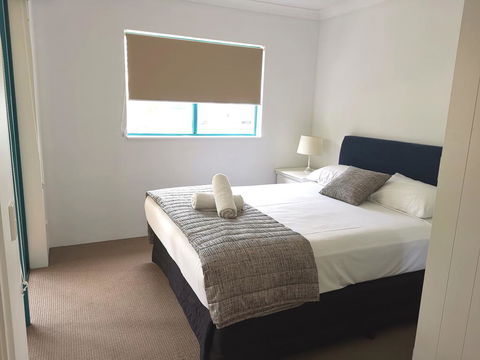 Broadbeach Private Apt With CHA - Geraldton Accommodation 1