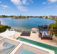 Broadbeach Waterfront Holiday House - Geraldton Accommodation