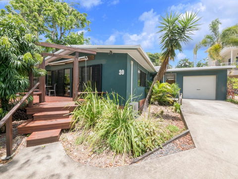 Bryce Street 30, - Ultimate Beach Shack - Geraldton Accommodation 0