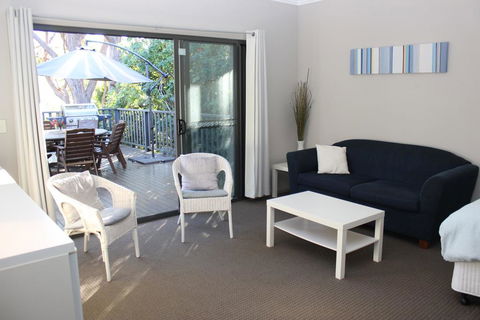 BUSH 2 BEACH - Geraldton Accommodation 2