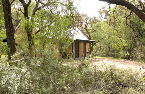 Bussells Bushland Cottages - Geraldton Accommodation 2