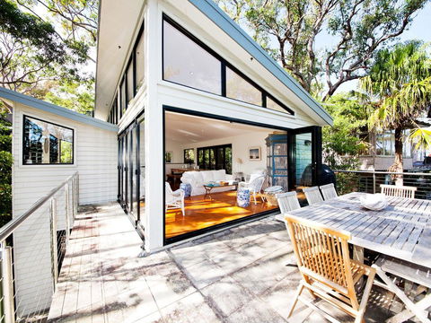 Bynya - 100m To Jonahs! - Geraldton Accommodation 0