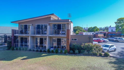 Campaspe Lodge - Geraldton Accommodation 0