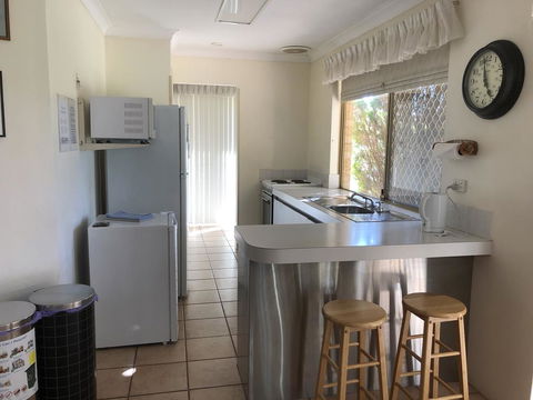 Canal Time Home Mandurah - Geraldton Accommodation 2