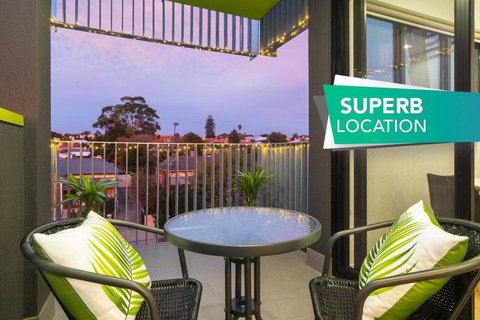 Canopy @ 44-Minutes From The CBD, Train And Cafes - Wifi - Nespresso - Amenities - Geraldton Accommodation 0