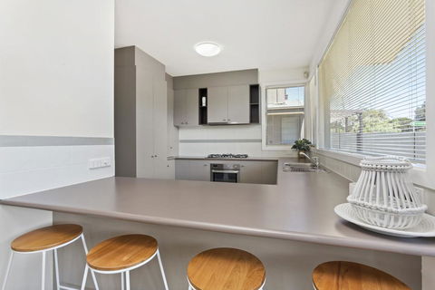 CAPEL'S REST - CAPEL SOUND - Geraldton Accommodation 1