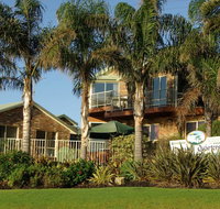 Captain's Quarters Bermagui - Geraldton Accommodation
