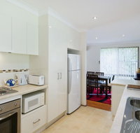 Cara Nobbys Beach 11 Wesley Avenue - Geraldton Accommodation