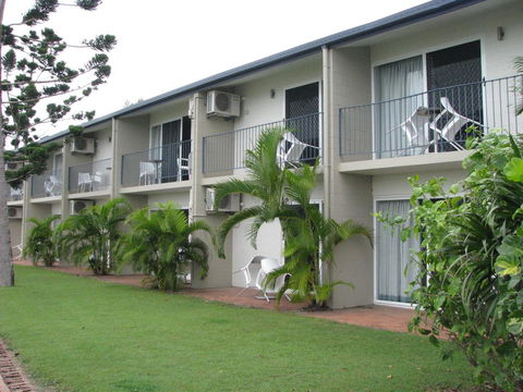 Cardwell Beachcomber Motel & Tourist Park - Geraldton Accommodation 3