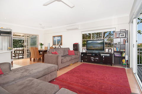 Carolyn's Beach House - Geraldton Accommodation 3