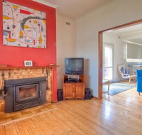 Carrick Fergus - Centrally located family home - Geraldton Accommodation