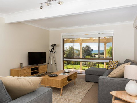 Casa Moana - Geraldton Accommodation 2