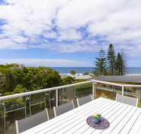 Casual Hamptons living Sunshine Beach - Geraldton Accommodation