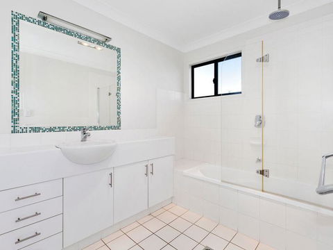 Casuarina Escape - Geraldton Accommodation 1