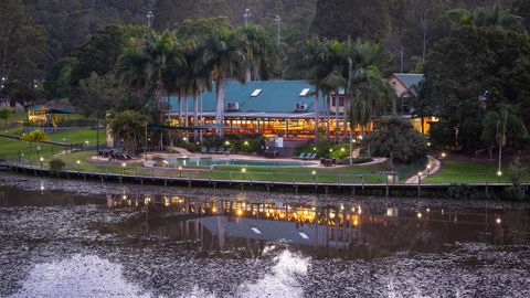 Cedar Lake Country Resort - Geraldton Accommodation 0