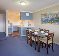 Central Park 7 - the convenience of location  the warmth of comfortable living - Geraldton Accommodation