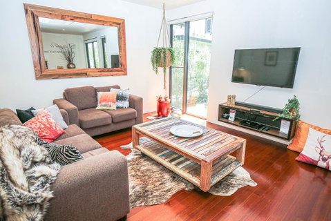 Chapter 11 Delany - Geraldton Accommodation 2