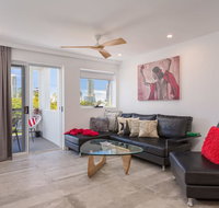 Chevron Sails - Geraldton Accommodation