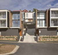 Chilam 'C' - Amazing views with modern style - Geraldton Accommodation