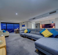 Circle on Cavill 37th Floor Ocean and River Views - Geraldton Accommodation