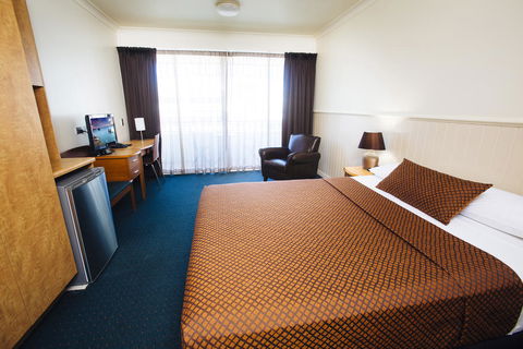 City Oasis Inn - Geraldton Accommodation 1