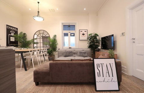 CITYSCAPE Davcorp Executive Rentals - Free Wifi Wine Netflix In Nth Adelaide - Geraldton Accommodation 0