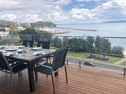 Classic View 1' , 49 Victoria Parade - Panoramic Water Views, Aircon, Free WIFI - Geraldton Accommodation 2
