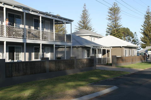 Clearwater Motel Apartments - Geraldton Accommodation 0