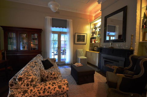 Clement House - Geraldton Accommodation 1