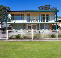 Close To The Myall River - Pet Welcome - Geraldton Accommodation